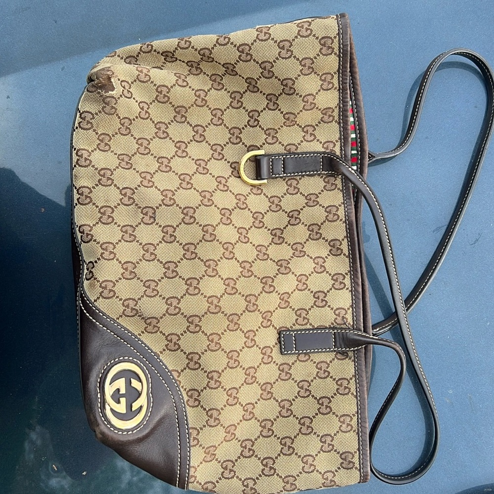Gucci tote authentic small normal wear and tear